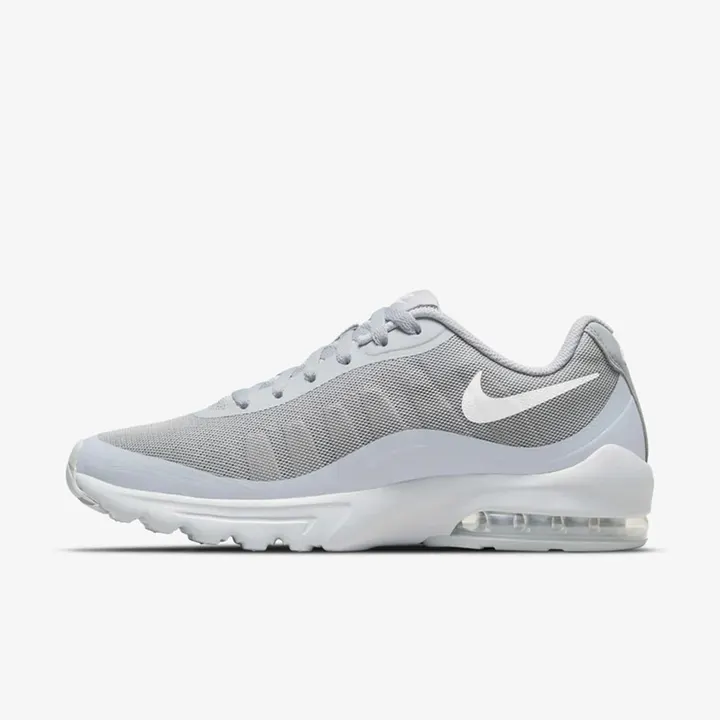 Кросівки Чоловічі Nike Air Max Invigor 749680-005