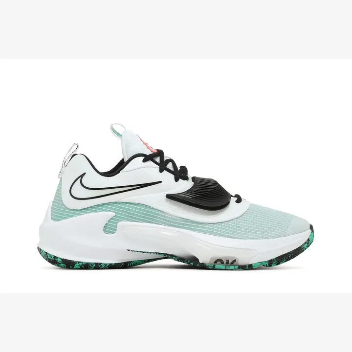 Кросівки Чоловічі Nike Zoom Freak 3 DA0694-101