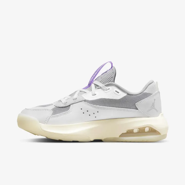 Кросівки Чоловічі Jordan Air 200E Summit White/Coconut Milk/Lt Smoke Grey DH7381-110