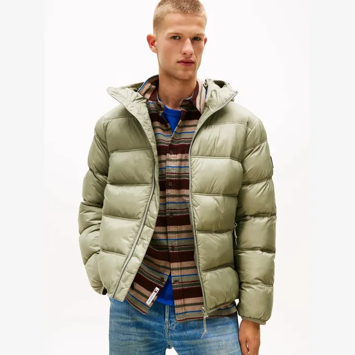 Куртка Чоловіча Tommy Jeans Tonal Logo Hooded Puffer Jacket Dm0dm22044-M1L