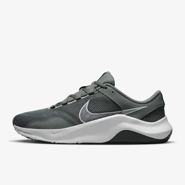 Кросівки Чоловічі Nike Legend Essential 3 Next Nature DM1120-002