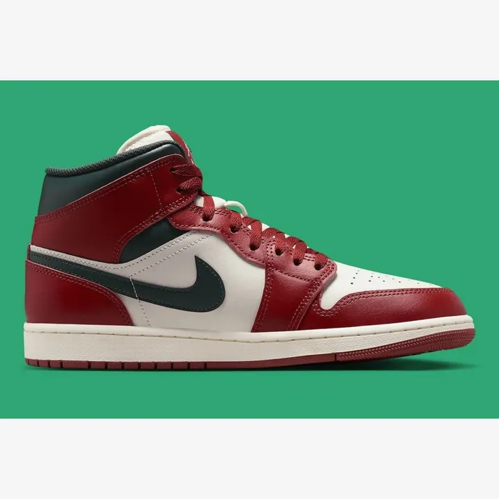 Кросівки Чоловічі Air Jordan 1 Mid Redstone/Midnight Green DQ8426-105