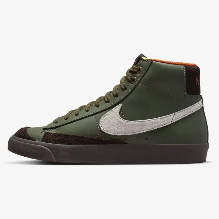 Кросівки Чоловічі Nike Blazer Mid '77 Vintage Army Olive DZ5176-300