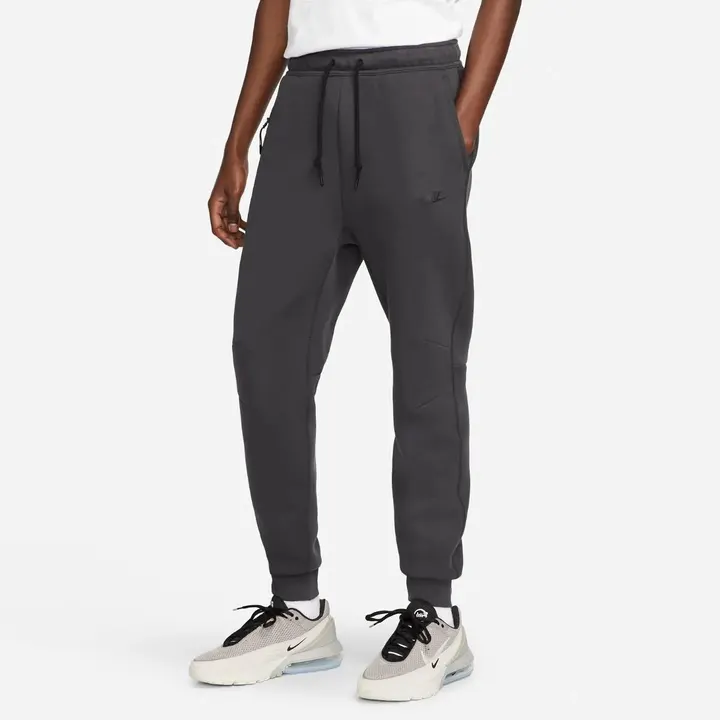 Штани Чоловічі Nike Tech Fleece Jogger Grey FB8002-060