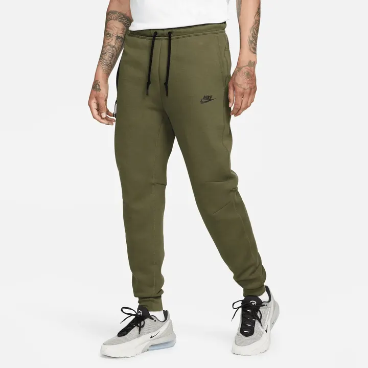 Штани Чоловічі Nike Sportswear Tech Fleece FB8002-222