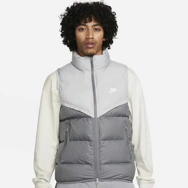 Жилет Чоловічий Nike Storm-FIT Windrunner Grey FB8193-077