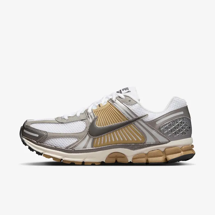 Кросівки Чоловічі Nike Air Zoom Vomero 5 Metallic Pewter/Parachute Beige/White/Medium Ash FJ4151-006
