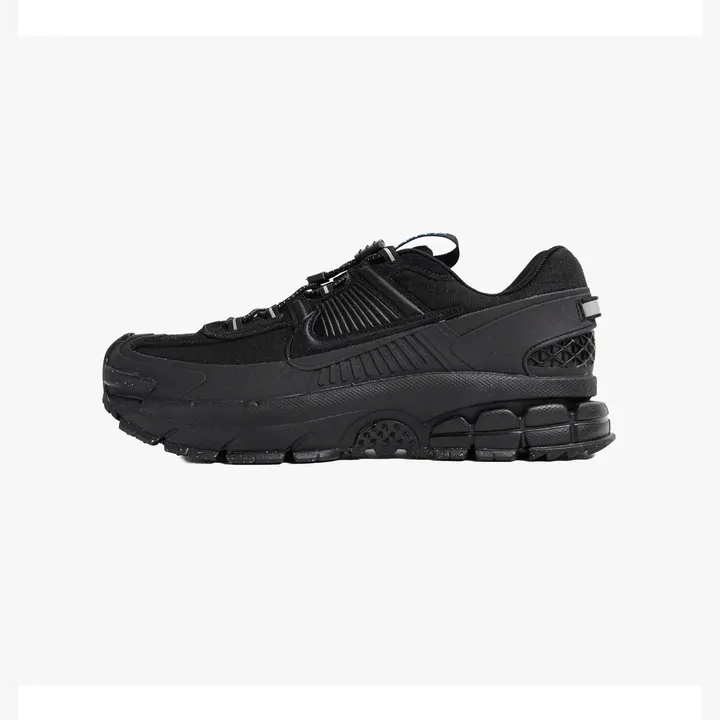 Кросівки Nike Zoom Vomero Roam Black FV2295-002