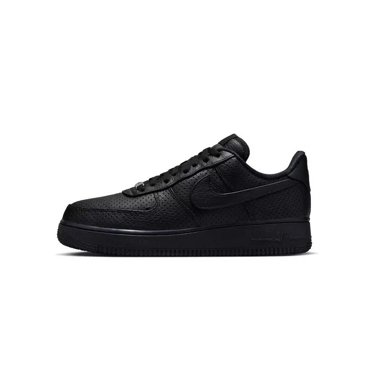 Кросівки Чоловічі Nike Air Force 1 SP Perforated Black HF8189-001