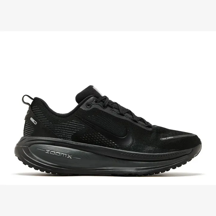 Кросівки Чоловічі Nike Vomero 18 Triple Black HM6803-005
