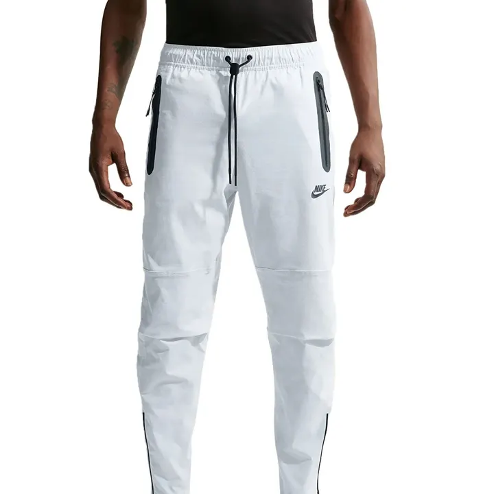 Штани Чоловічі Nike Tech Woven HM8241-101