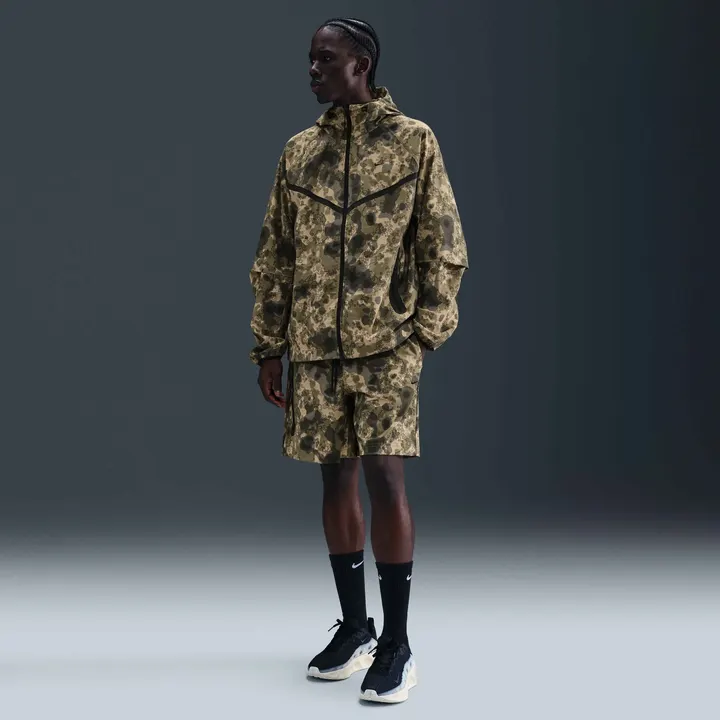 Шорти Чоловічі Nike Tech Woven Camo Shorts Neutral Olive/Black HV0977-220