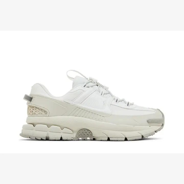 Кросівки Nike Zoom Vomero Roam Summit White HV6410-100