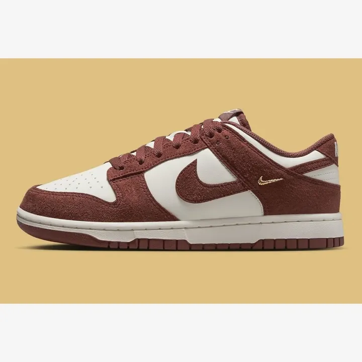 Кросівки Чоловічі Nike Dunk Low Sail/Red Sepia Metallic Gold IB4417-104