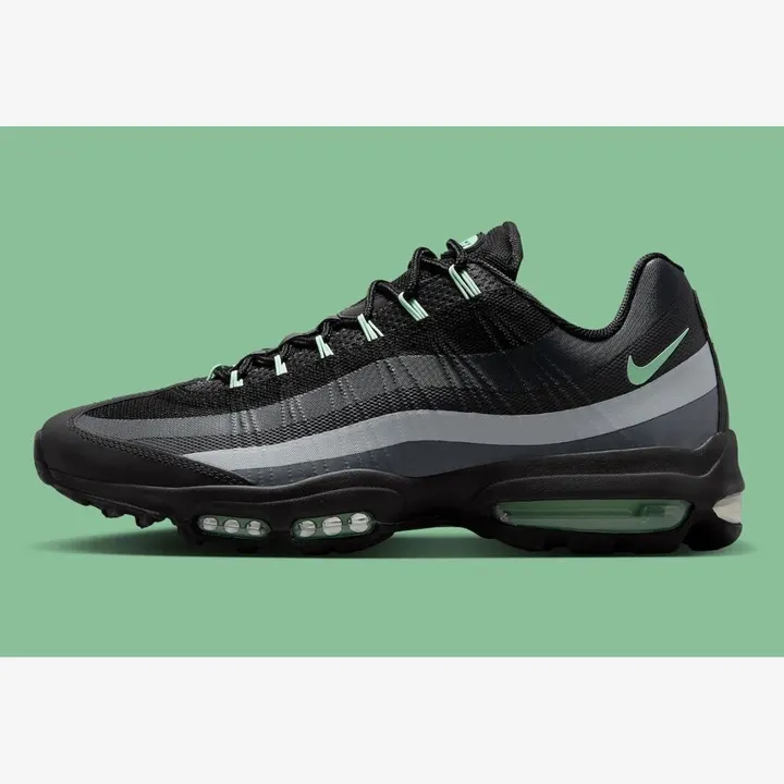 Кросівки Nike Air Max 95 Ultra Black/Mint Foam IB7681-004