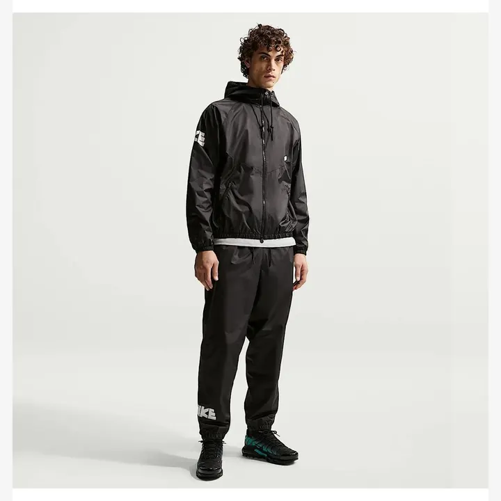 Штани Чоловічі Nike Nk Wr Gfx IF0842-010