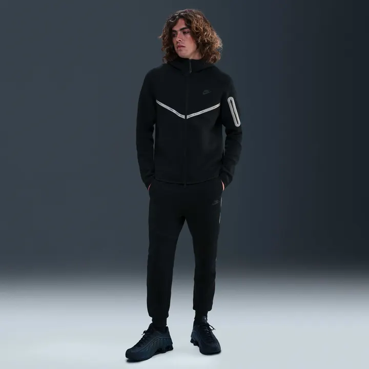 Штани Чоловічі Nike Tech Fleece Joggers Black/Black IM6540-010