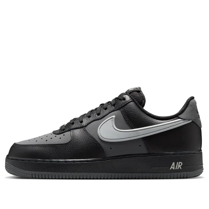 Кросівки Чоловічі Nike Air Force 1 07 Lv8 Black/Metallic IR1475-010